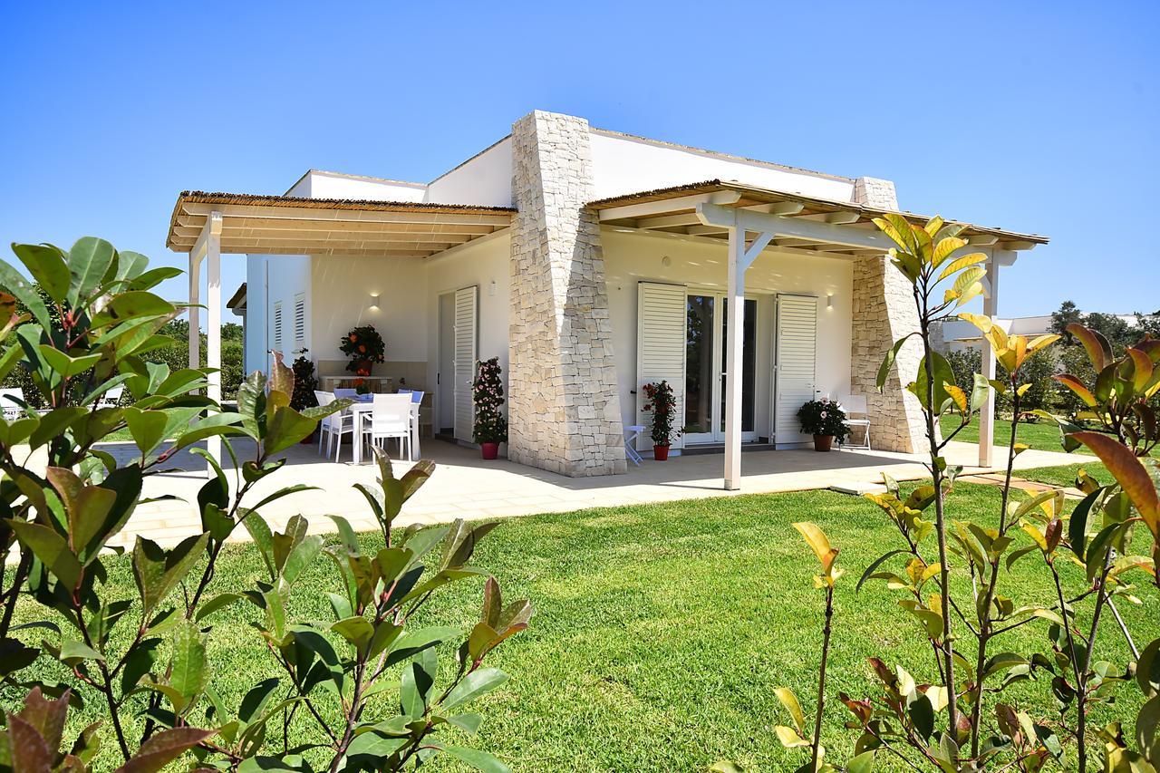 Borgo Fiorito Relais Bed & Breakfast Parabita Luaran gambar