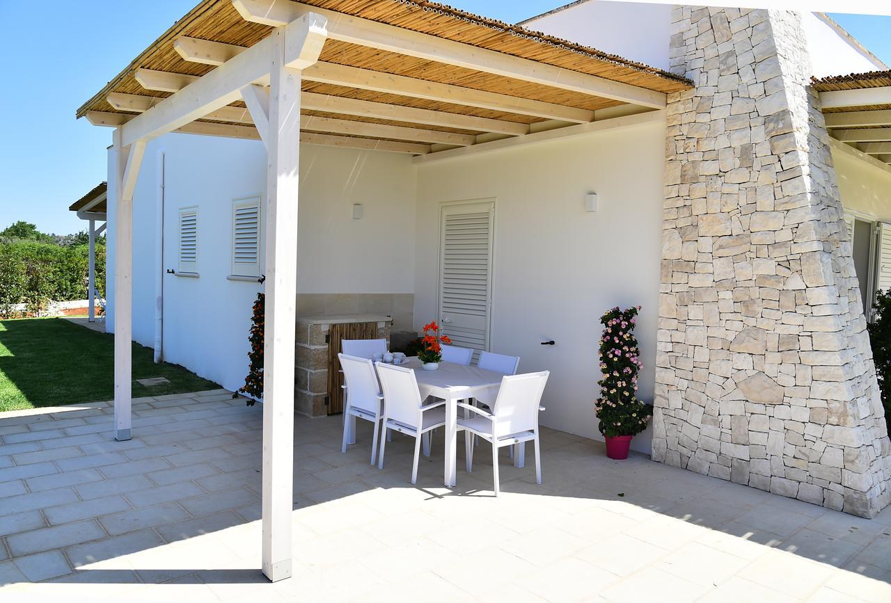 Borgo Fiorito Relais Bed & Breakfast Parabita Luaran gambar