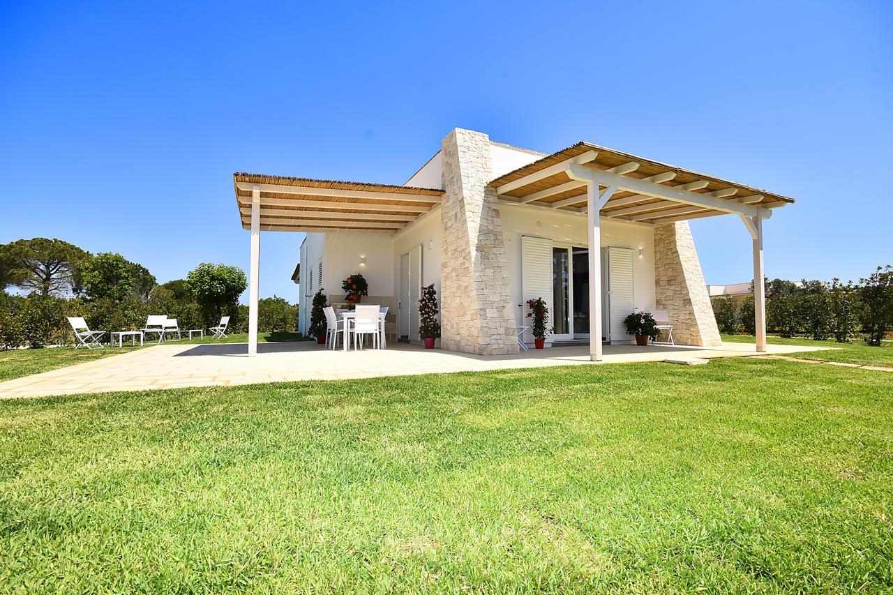 Borgo Fiorito Relais Bed & Breakfast Parabita Luaran gambar