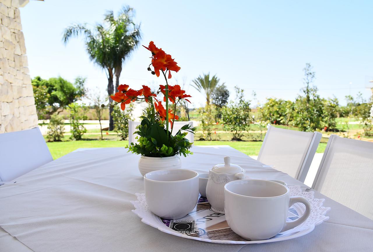 Borgo Fiorito Relais Bed & Breakfast Parabita Luaran gambar