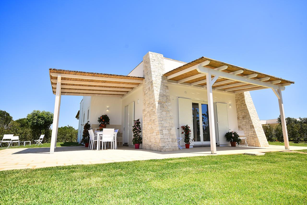 Borgo Fiorito Relais Bed & Breakfast Parabita Luaran gambar