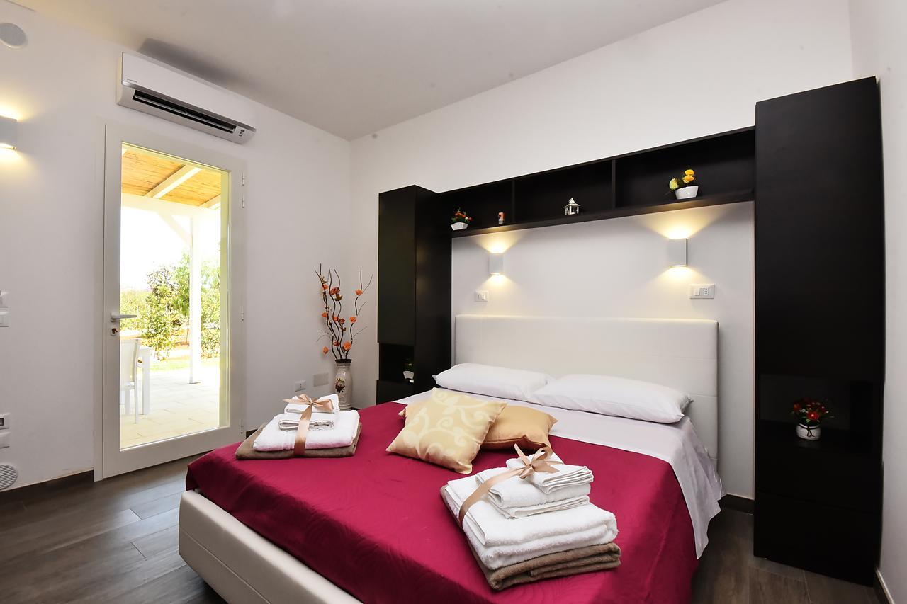 Borgo Fiorito Relais Bed & Breakfast Parabita Luaran gambar