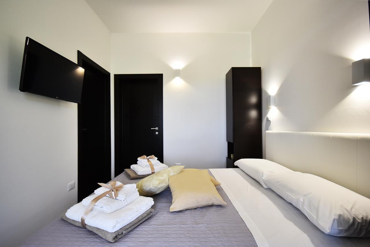 Borgo Fiorito Relais Bed & Breakfast Parabita Luaran gambar