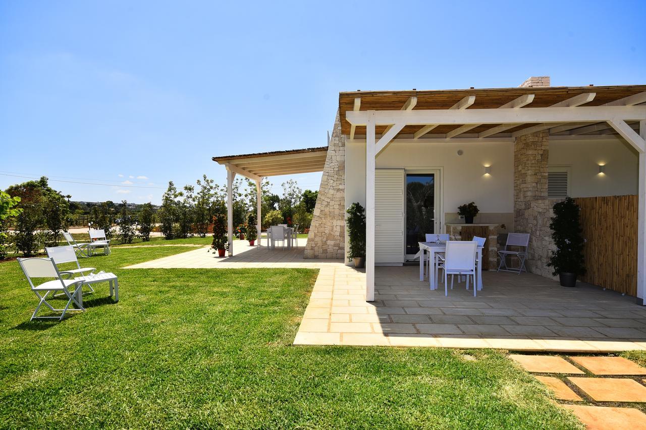 Borgo Fiorito Relais Bed & Breakfast Parabita Luaran gambar