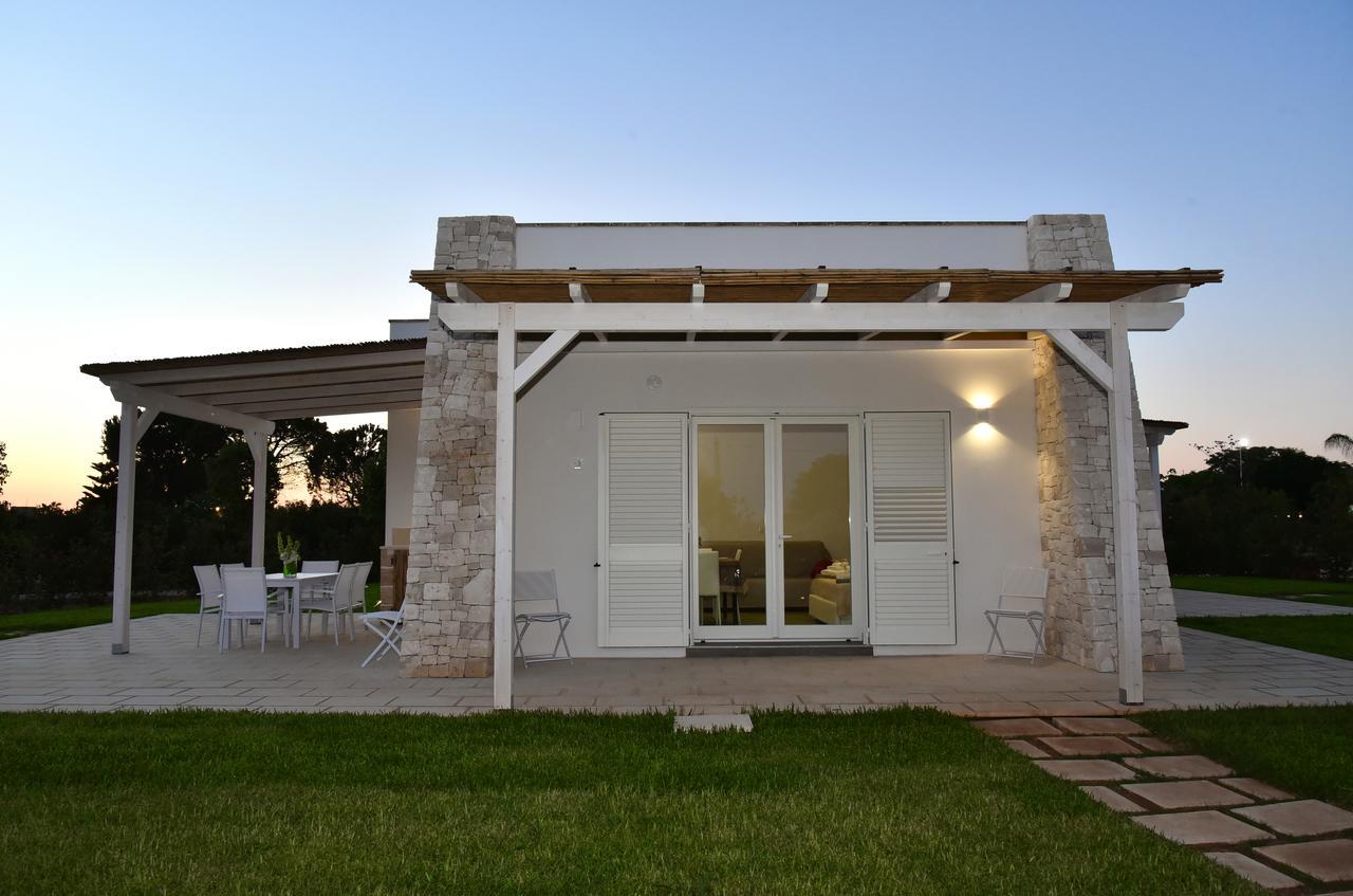 Borgo Fiorito Relais Bed & Breakfast Parabita Luaran gambar