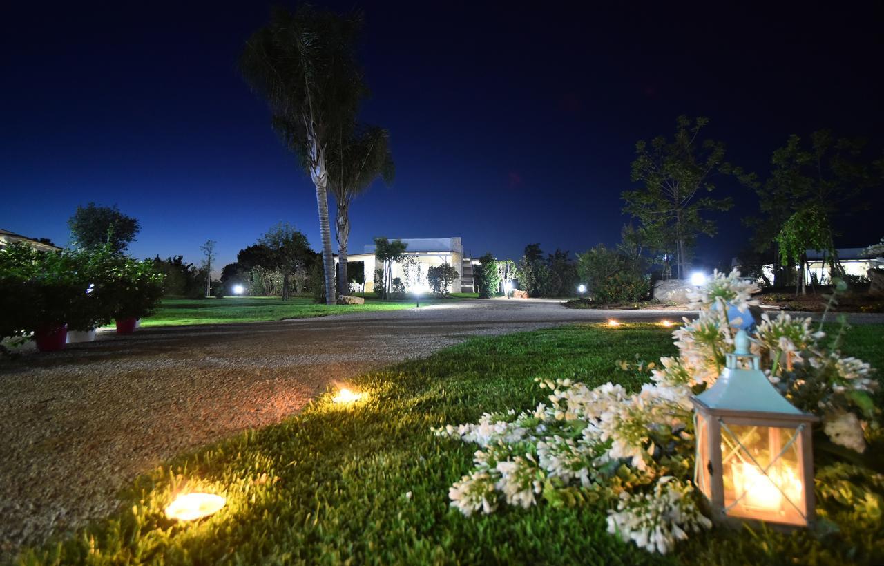 Borgo Fiorito Relais Bed & Breakfast Parabita Luaran gambar