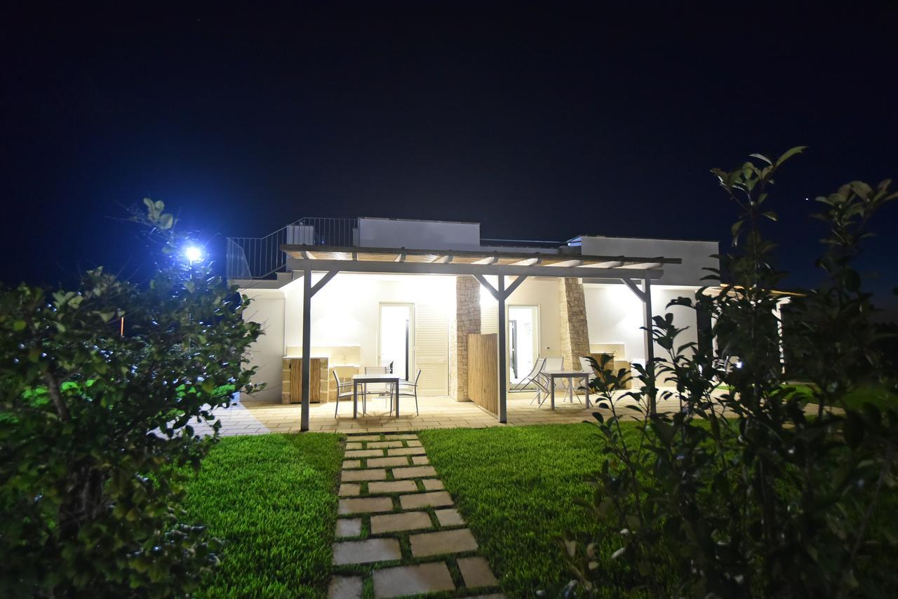 Borgo Fiorito Relais Bed & Breakfast Parabita Luaran gambar
