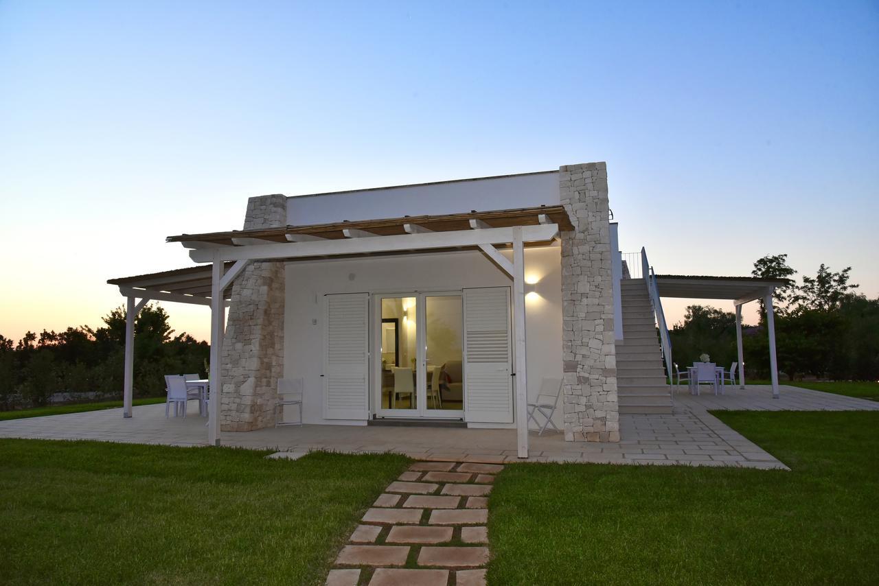 Borgo Fiorito Relais Bed & Breakfast Parabita Luaran gambar