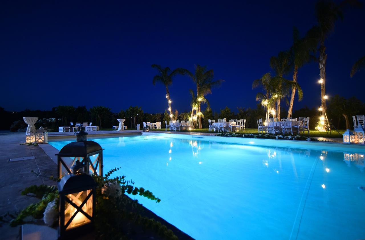 Borgo Fiorito Relais Bed & Breakfast Parabita Luaran gambar